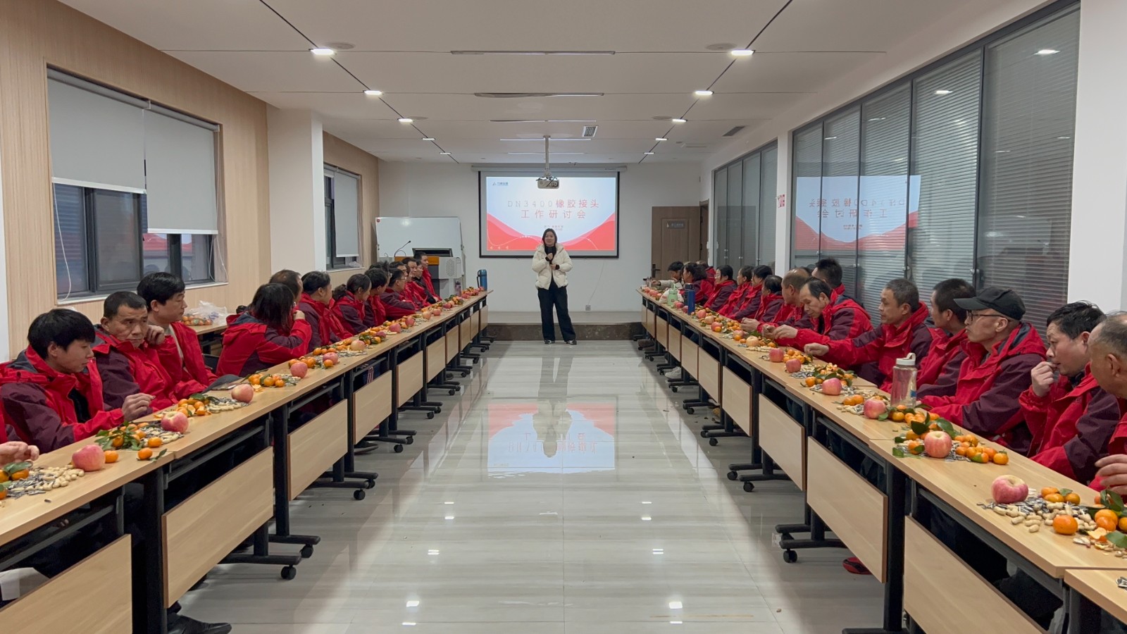 橡膠車間開啟智慧交流之門，工作研討會(huì)成果豐碩